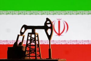 ترامپ با خوردن تودهنی، از تحریم نفتی ایران منصرف شد