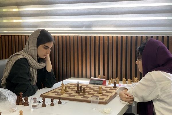 قهرمانی شطرنج بانوان کشور به آناهیتا زاهدی فر رسید