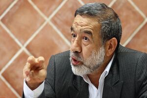 موسوی خوئینی‌ها گفت باید رهبری را به زیر بکشیم