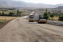 لزوم توجه مسئولان به تکمیل پروژه‌های راه‌سازی/ محور دهلران-اندیمشک همچنان حادثه‌ساز است