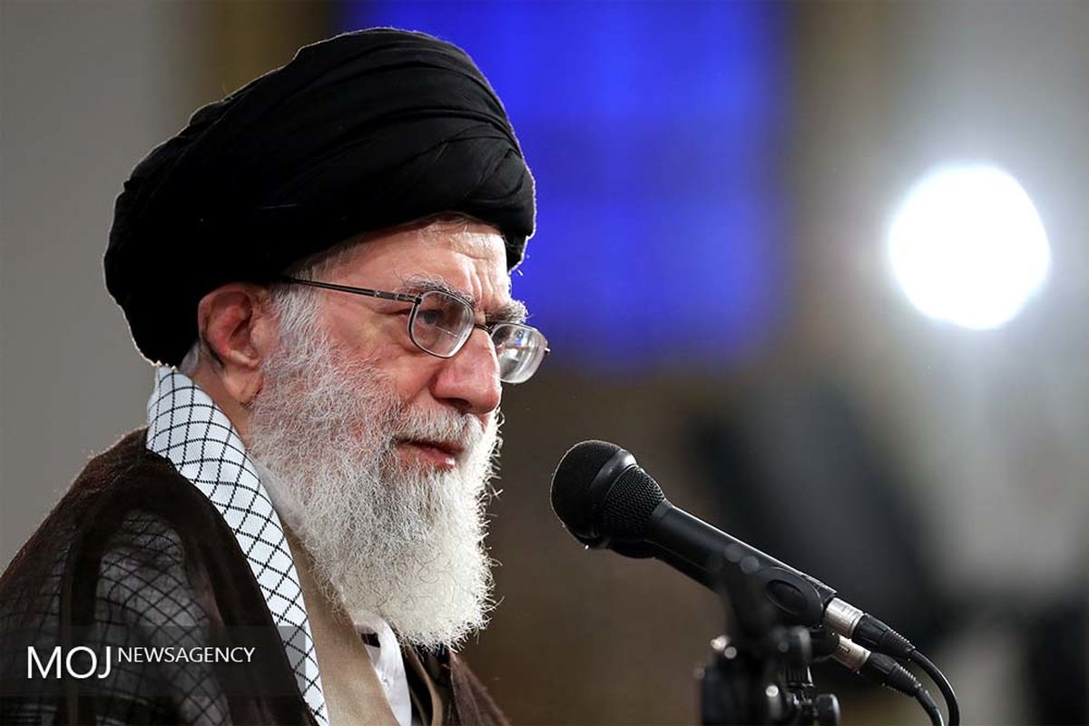 حضرت آیت‌الله خامنه‌ای رهبر معظم انقلاب