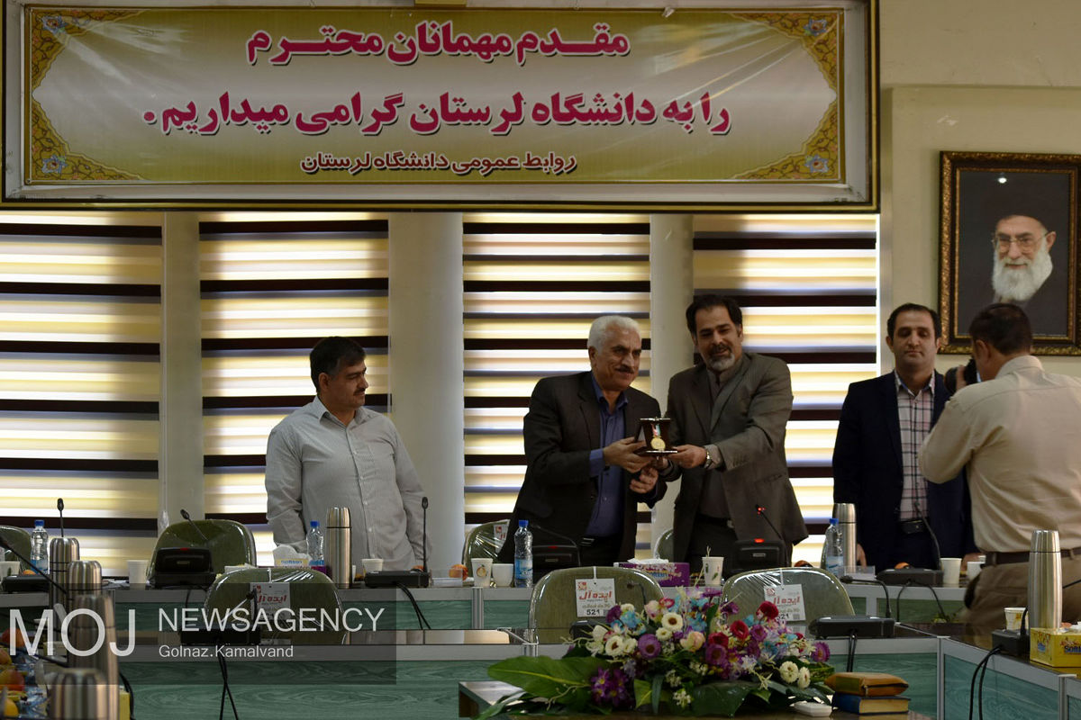 امین ساکی خسرو عزیزی رئیس دانشگاه لرستان