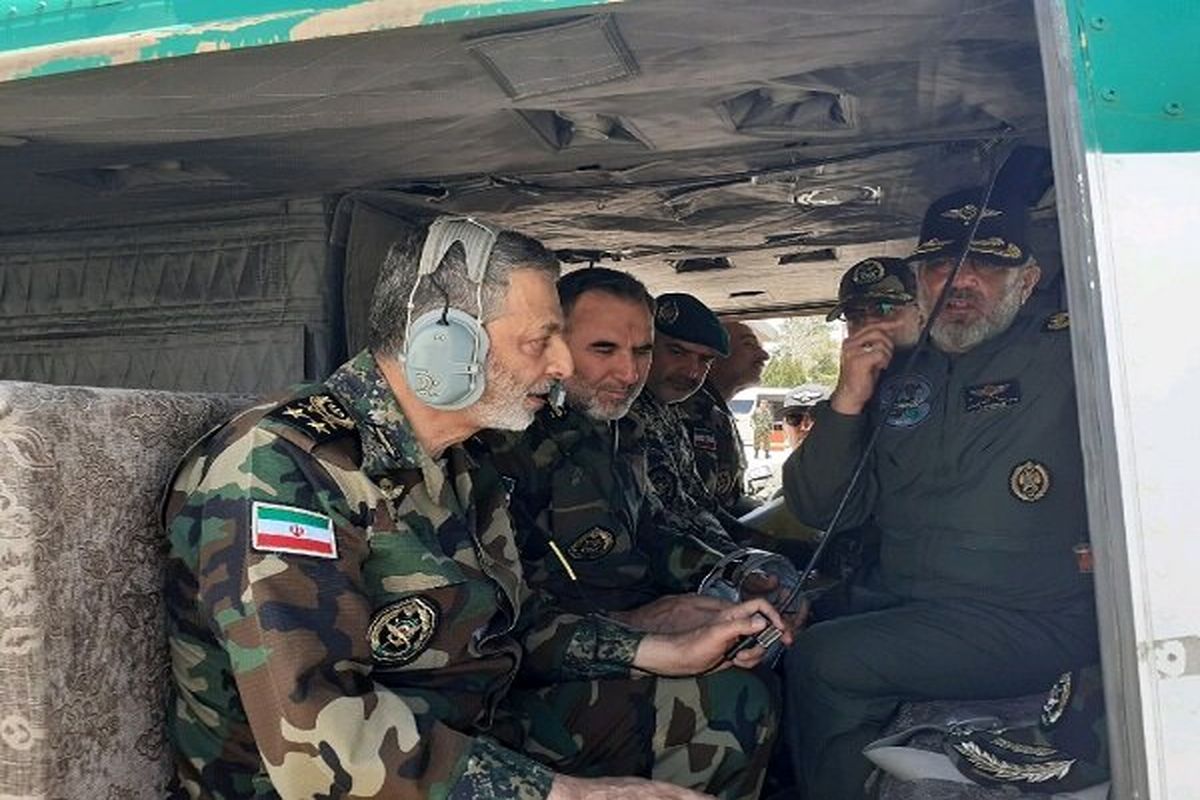 بازدید سرلشکر موسوی از پایگاه هوانیروز اصفهان