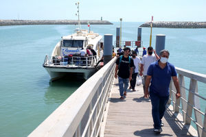  بندر مسافری قشم به دلیل شرایط نامساعد جوی و دریایی تا اطلاع بعدی تعطیل شد