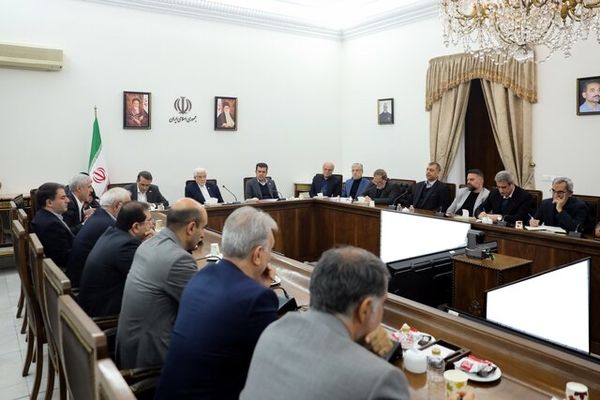 مشکلات اقتصادی کشور حتما حل می‌شود