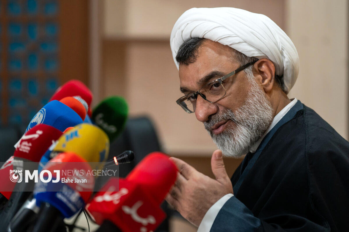 عبدالحسین خسروپناه + دبیر شورای عالی انقلاب فرهنگی