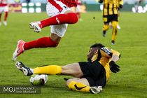 گزارش زنده بازی سپاهان و پرسپولیس/سپاهان 1 پرسپولیس 1