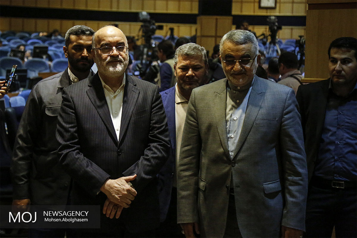 بازدید علاالدین بروجردی از ستاد انتخابات کشور