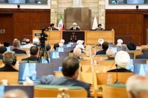 هیئت عمومی دیوان عالی کشور دو پرونده اصراری حقوقی را بررسی کرد