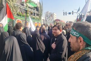 حضور معاون اول رئیس جمهور در مراسم تشییع پیکر شهدای گمنام