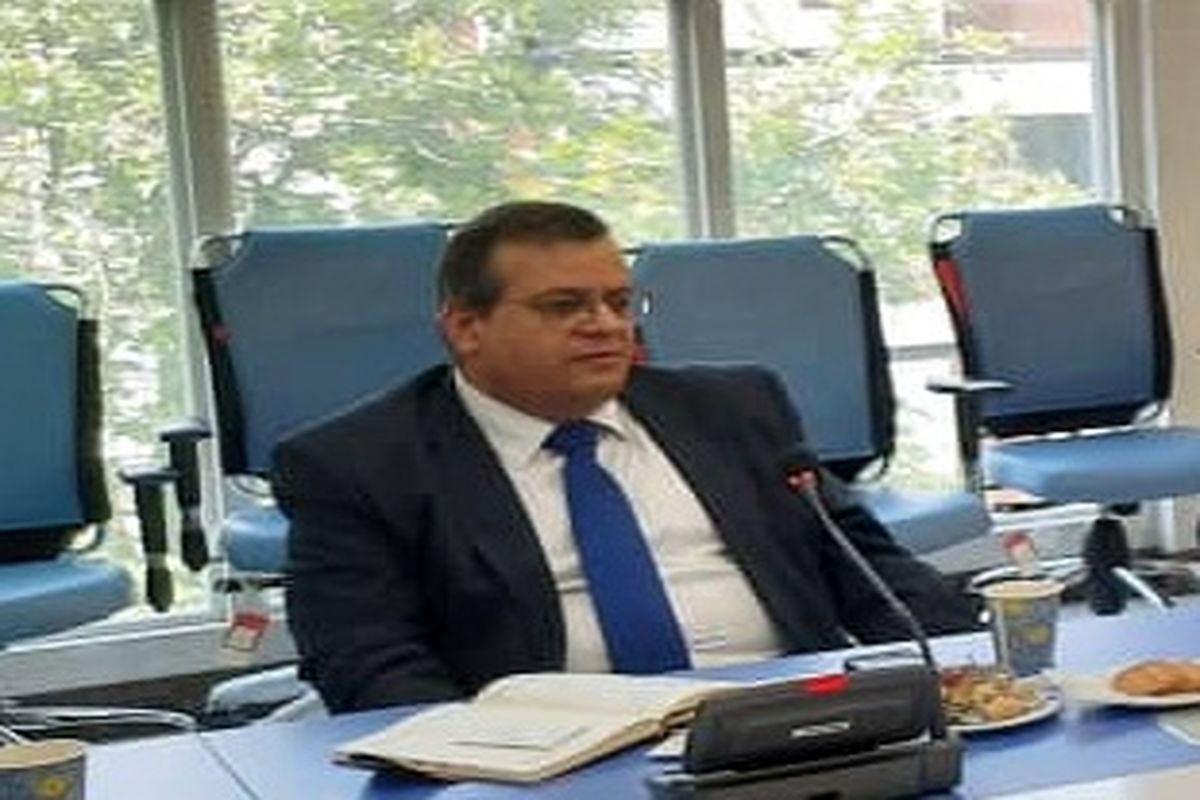 ادموند میرزاخانیان