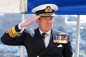 فرمانده نیروی دریایی انگلیس به دلیل رسوایی جنسی استعفا کرد