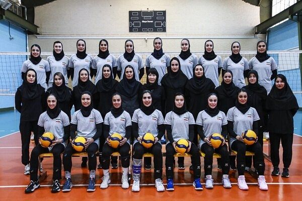 تیم ملی والیبال بانوان به هانوی رسید
