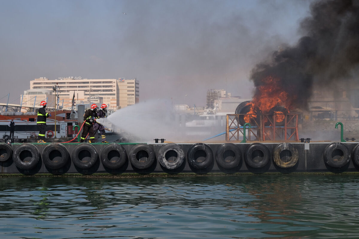مانور