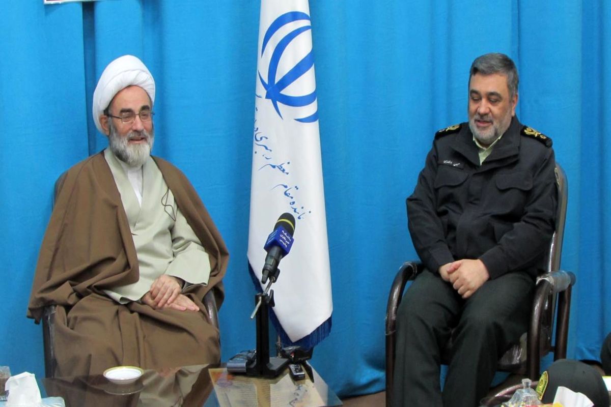 سردار اشتری در دیدار با نماینده ولی فقیه در گیلان