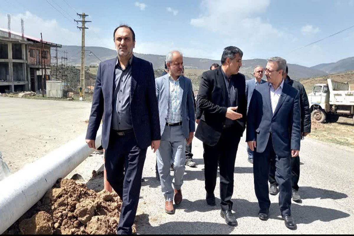 بازدید محسنی از پروژه گازرسانی