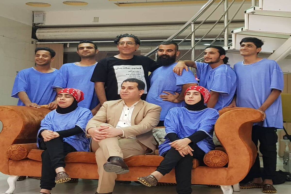 تئاتر+معلولان