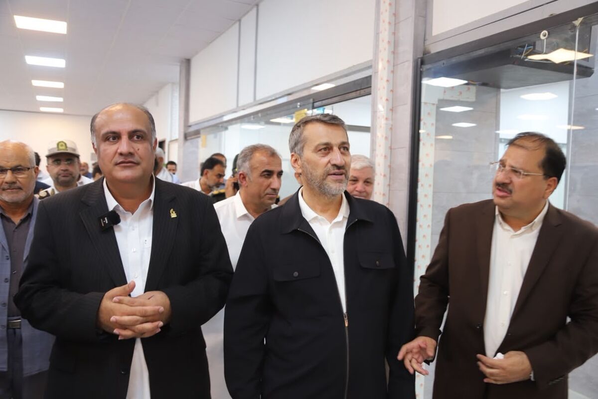 دبیر شورای عالی مناطق آزاد