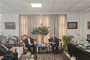 استاندار کرمانشاه با معاون کنسولی، مجلس و ایرانیان دیدار و گفتگو کرد