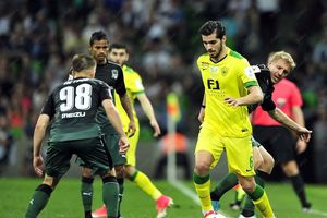 سعید عزت‌اللهی به تیم آمکار پیوست