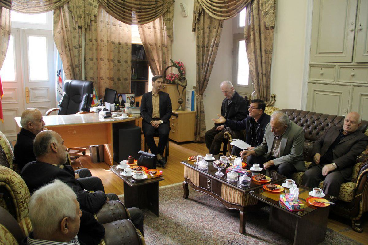 دیدار با پدران شهید