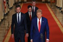 آکسیوس از تردید ترامپ و مشاورانش پیرامون تنش‌آفرینی علیه ایران روایت  کرد