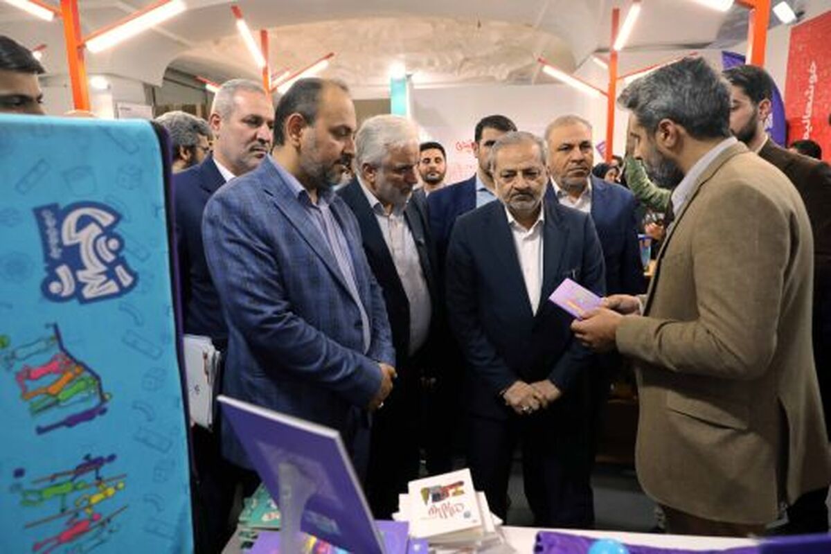 وزیر آموزش و پرورش