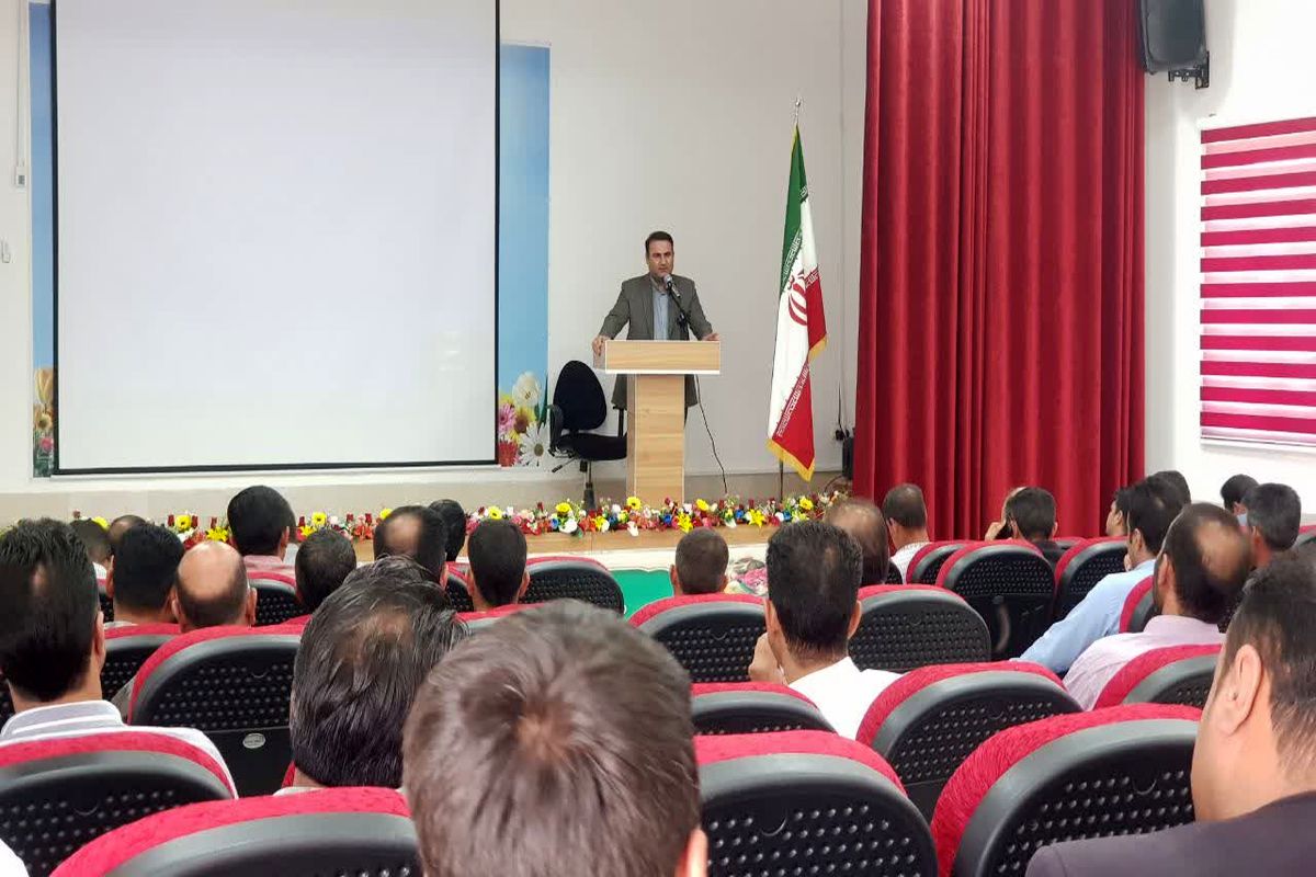 مدیر کل دفتر امور روستایی و شوراهای استانداری فارس