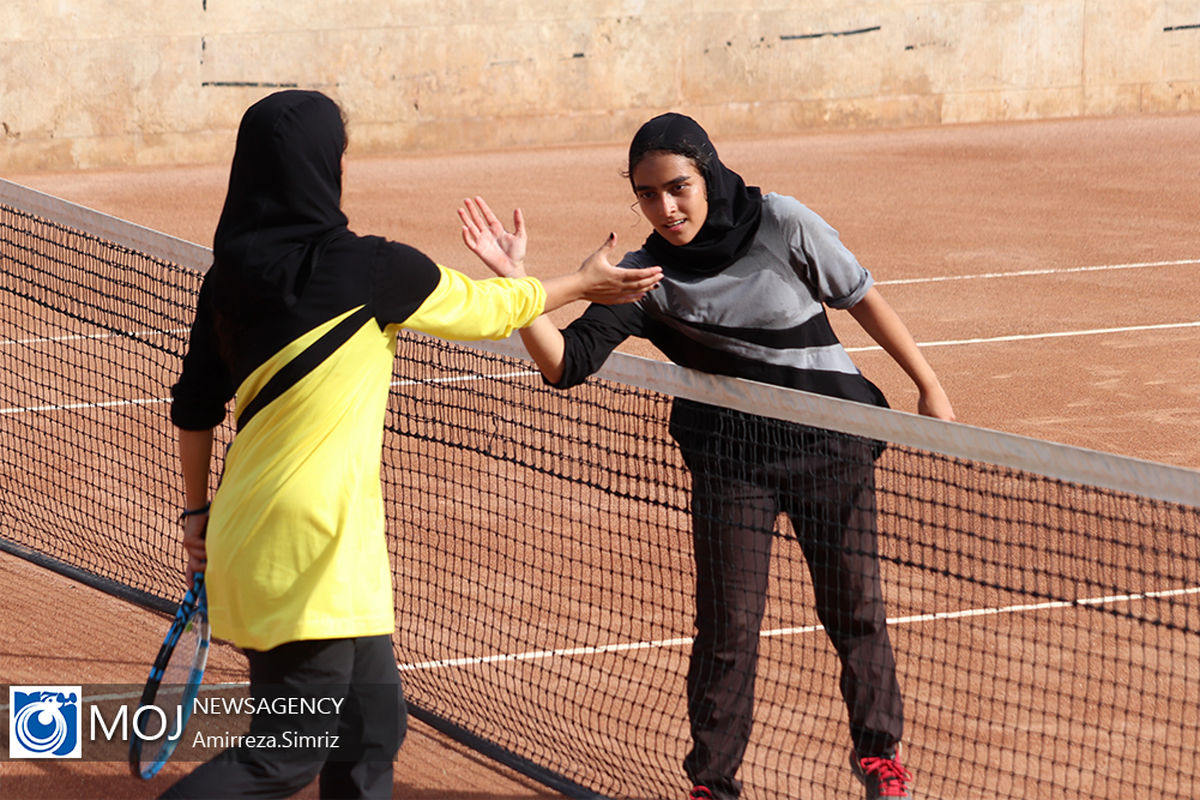 دهمین دوره مسابقات جام حذفی تنیس بانوان در کیش