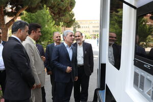 سامانه خدمات سیار بانک ملی ایران رونمایی شد