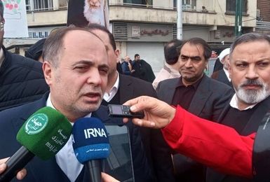 پیام ۲۲ بهمن، توجه جدی به کاستی ها و نواقص است