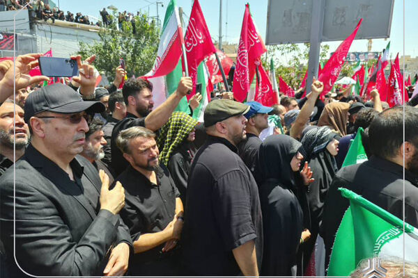 حضور مدیرعامل و مدیران ارشد گروه خودروسازی سایپا در آیین تشییع پیکر رهبر شهید
