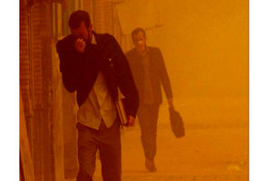 نمایندگان تذکرهای کتبی در مورد آلودگی هوای سیستان دادند