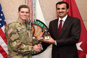 امیر قطر با ژوزف ووتل درباره همکاری‌های استراتژیک بین واشنگتن و دوحه با یکدیگر دیدار کردند