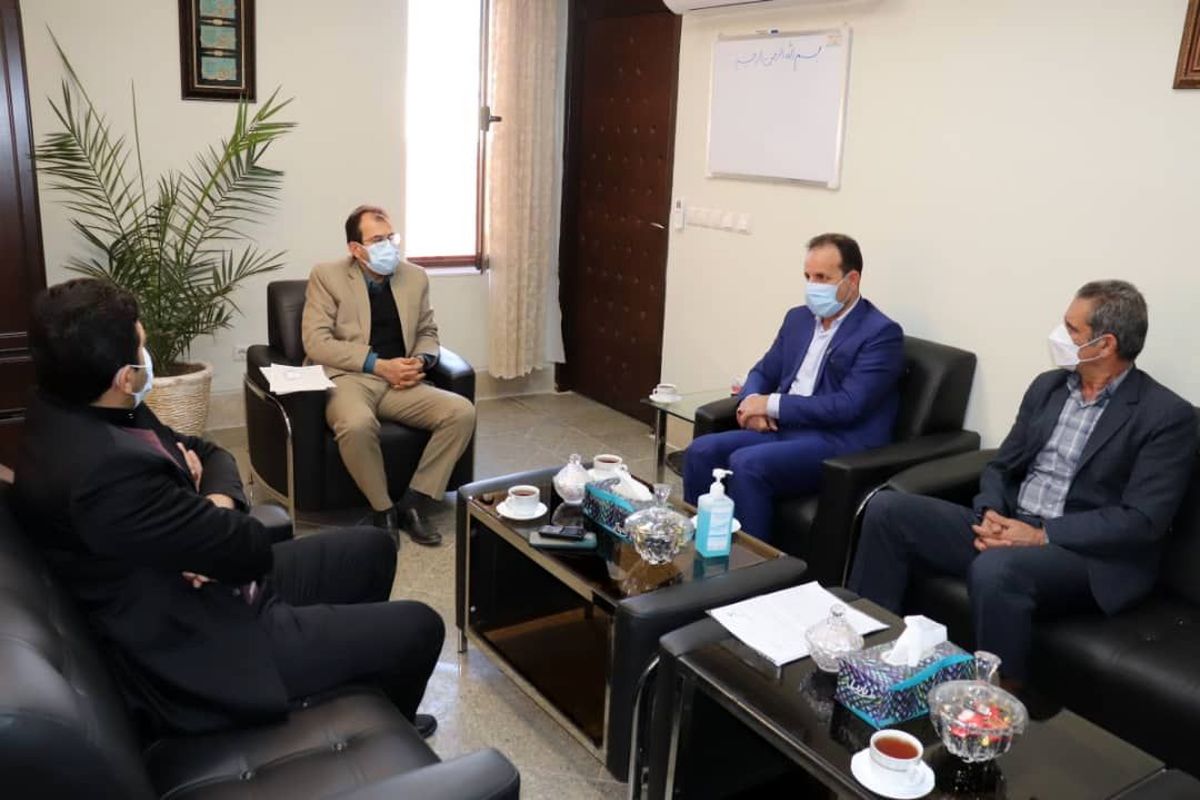 دیدار مدیرکل بنیادشهید و رییس دادگستری