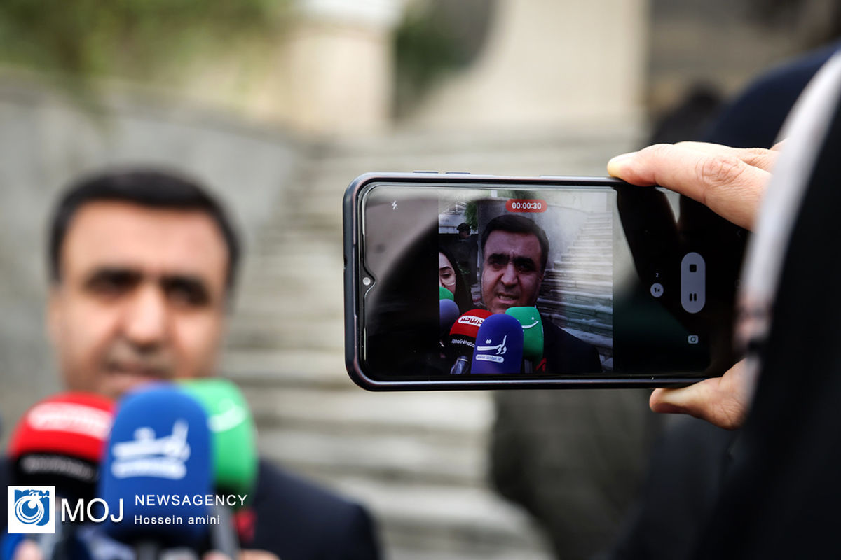 حاشیه جلسه هیات دولت - ۲۰ دی