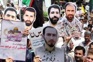 رهبر معظم انقلاب هرگونه حمایت‌های مالی و معنوی را از فلسطین انجام می‌دهد