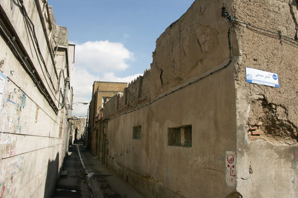 کوچه قدیمی
