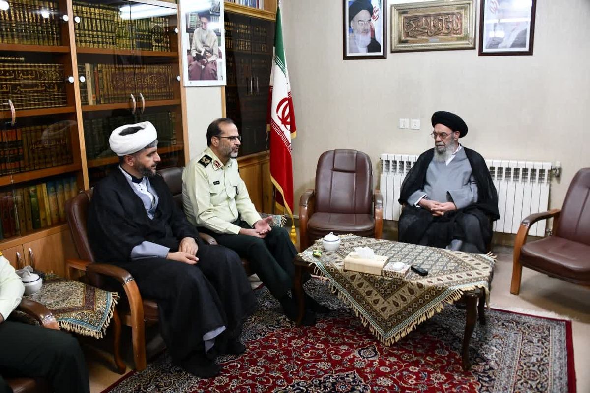 امام جمعه اصفهان