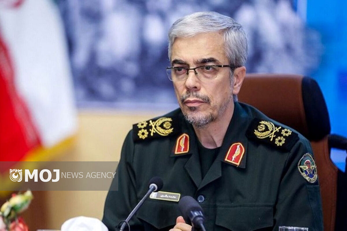 محمد باقری + فرمانده کل نیروهای مسلح