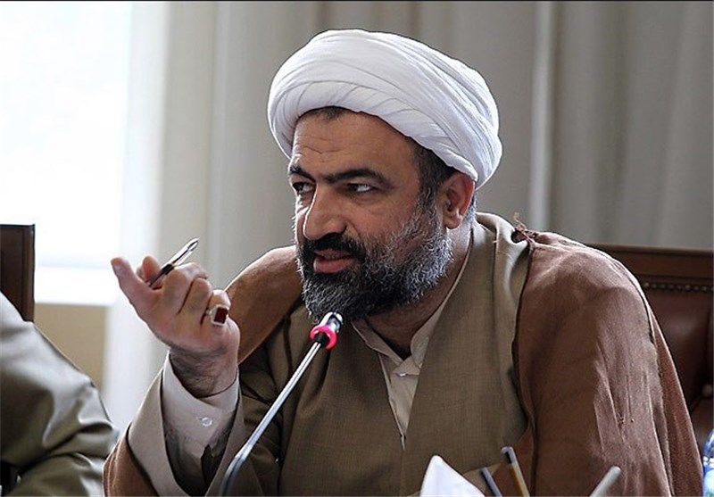 انشاالله روزی با ثروت آخوندی برای محرومان خانه ساخته خواهد شد