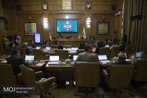 تذکر برای کندی اجرای پروژه خط 6 و 7 مترو تهران / شهرداری برای تامین مالی مترو تهران اقدام جدی ای نمی کند