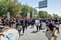 مراسم عزاداری مردم شاهین شهر در روز عاشورای حسینی+ تصاویر