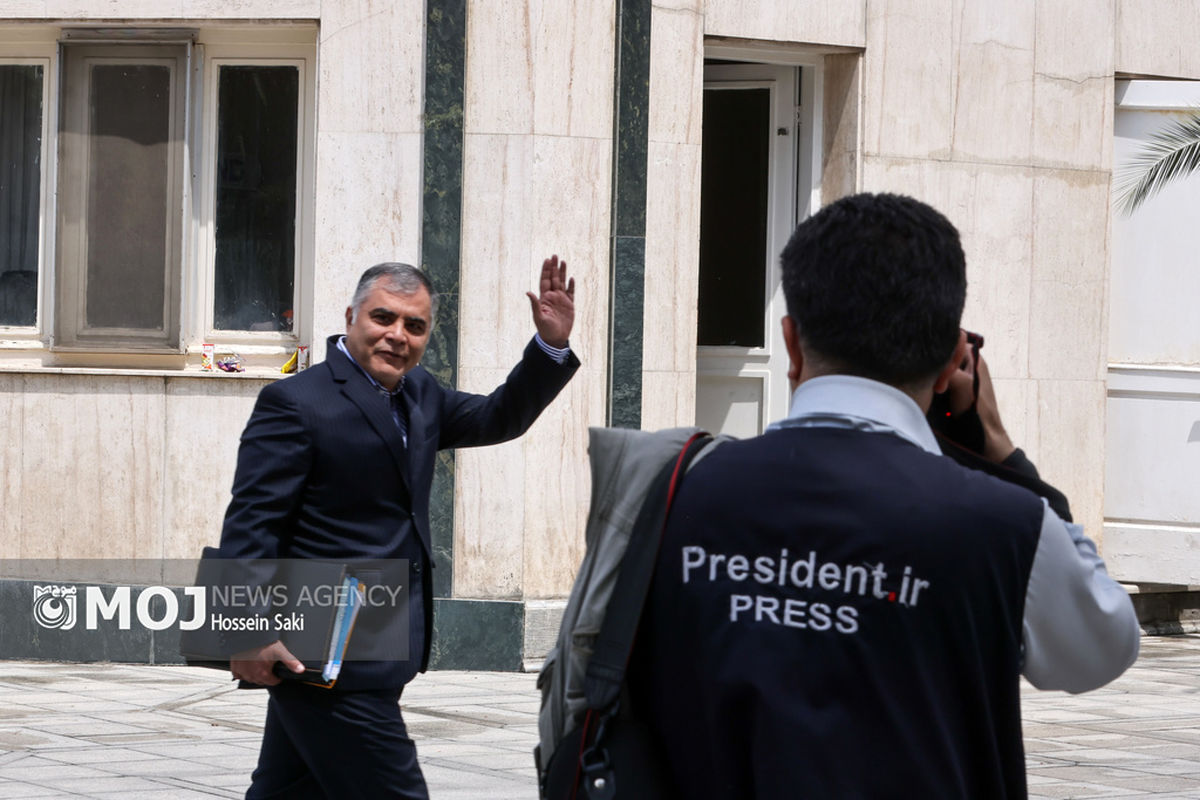 حاشیه جلسه هیات دولت - ۱۰ اردیبهشت