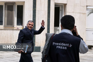 سهمیه و قیمت بنزین تغییر نمی‌کند