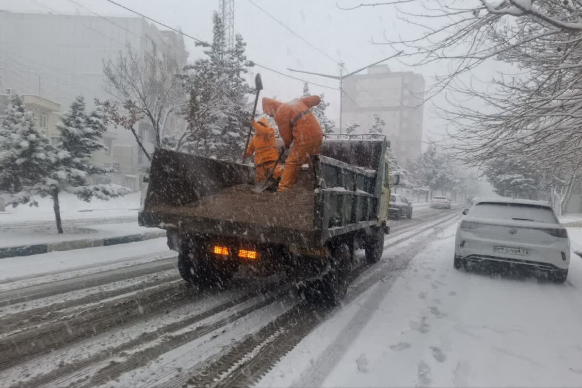 مدیریت بحران کرمانشاه در روز برفی