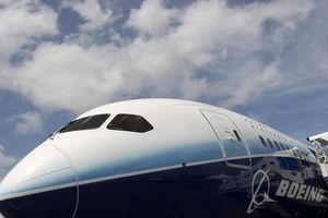 هواپیمای مسافری آمریکایی درخواست فرود اضطراری کرد