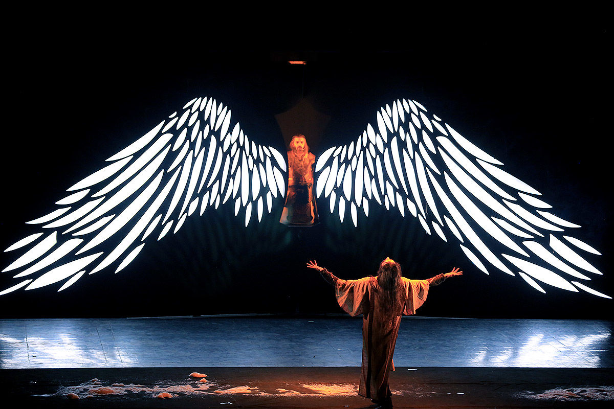 تئاتر موزیکال " هفت خان اسفندیار" 