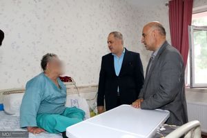 بازدید رئیس سازمان مدیریت و برنامه‌ریزی استان از مجتمع درمانی باباغی تبریز