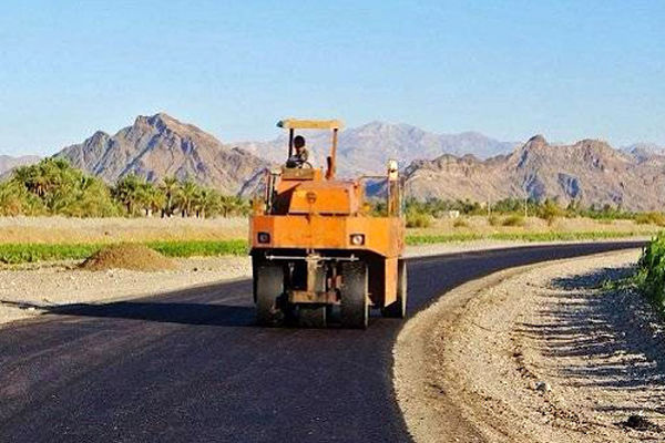 ۷۹۰۰ کیلومتر از محورهای فرعی و روستایی کشور آسفالت و ایمن‌سازی شد